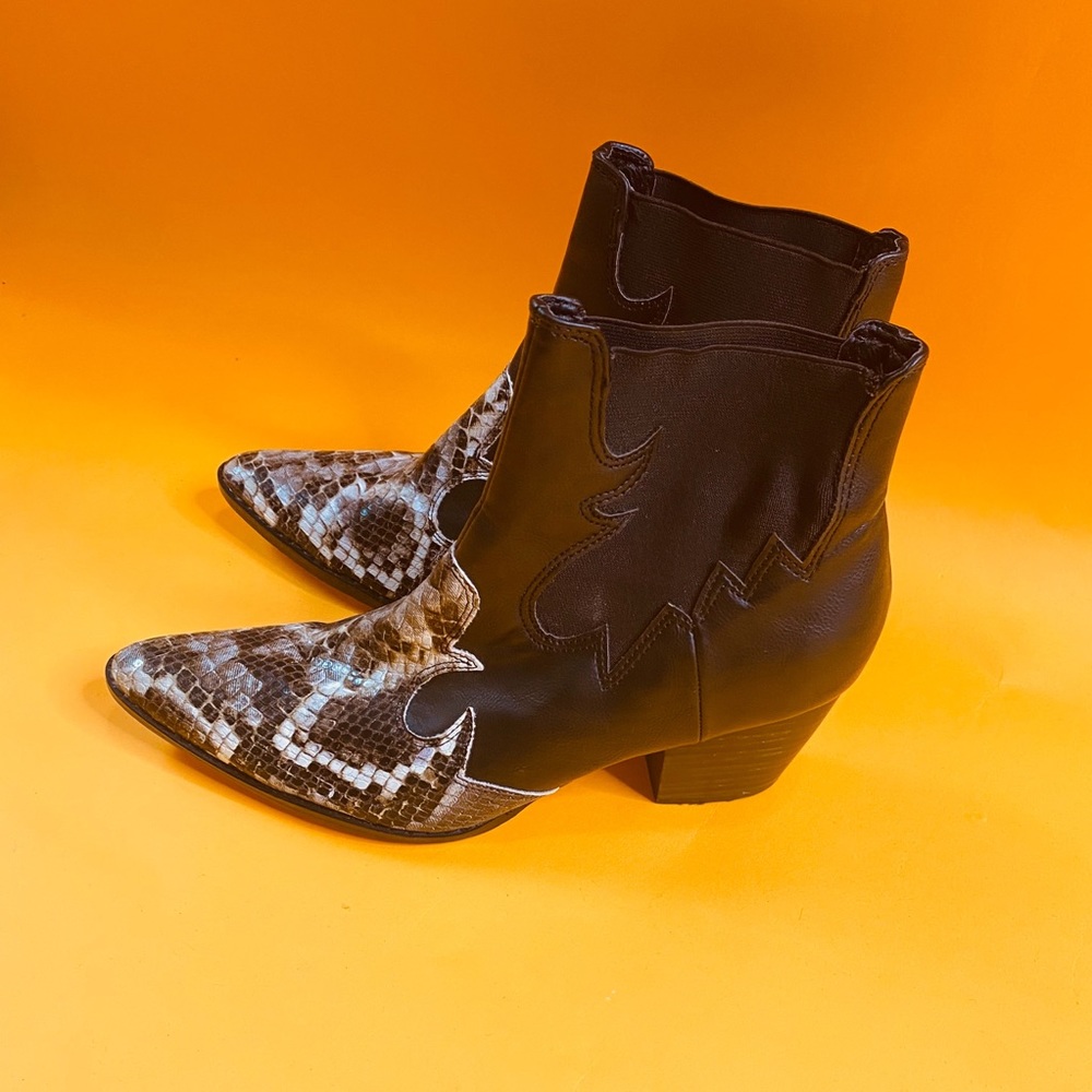 Black Snakeskin Western Ankle Boots 9
